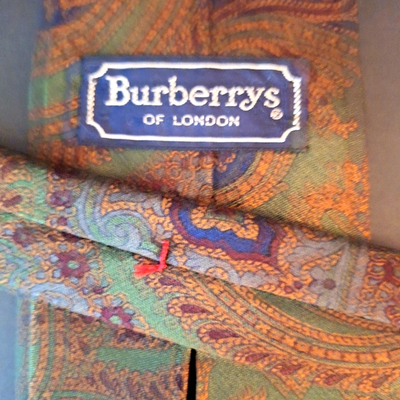 Burberry Burberrys of London Vintage Green Paisley Silk Neck Tie Made In USA - Picture 4 of 5